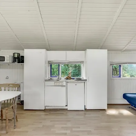 1 Bedroom Awesome In Hampen
